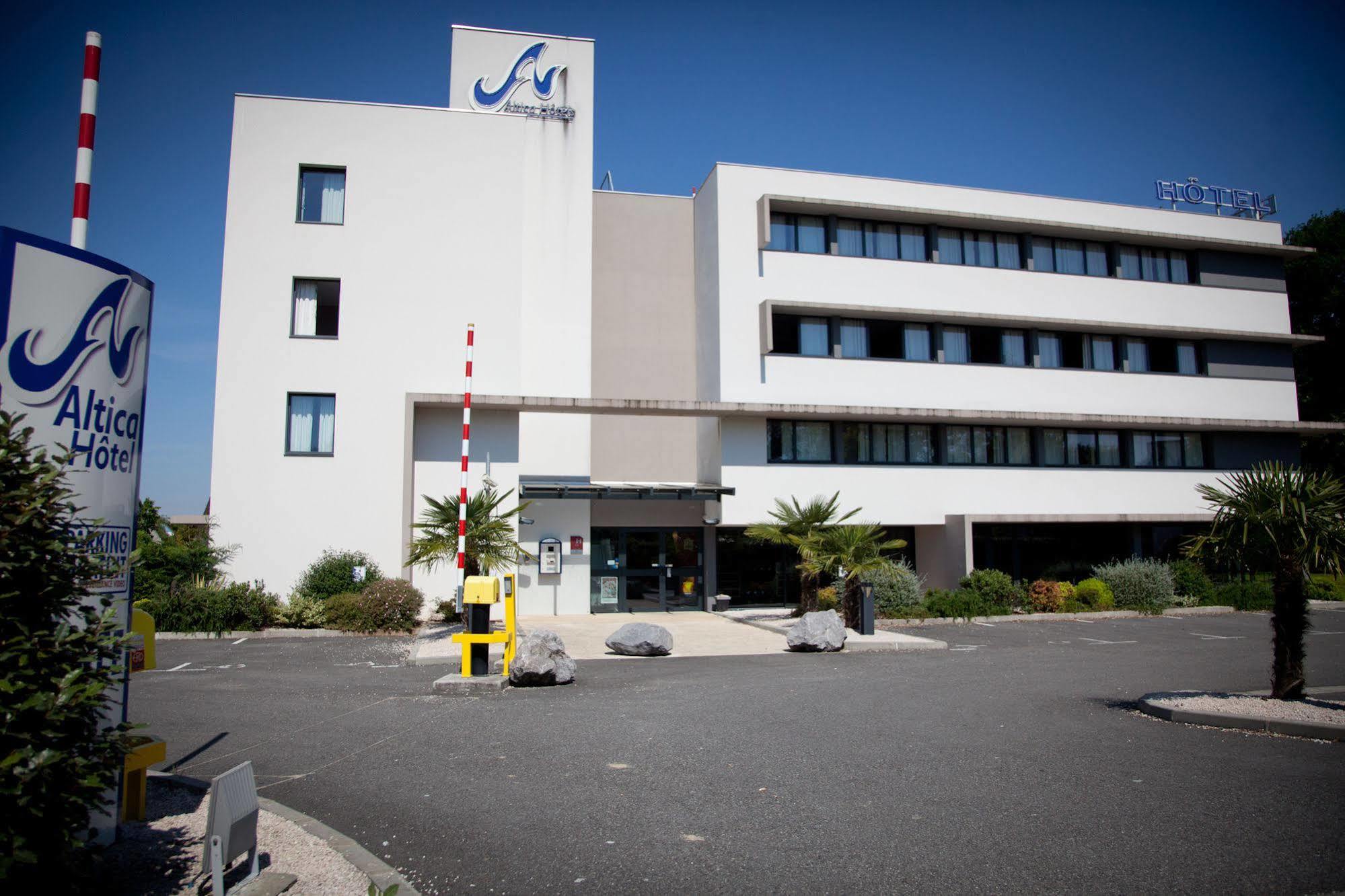 B&B Hotel Pau Zenith Екстериор снимка