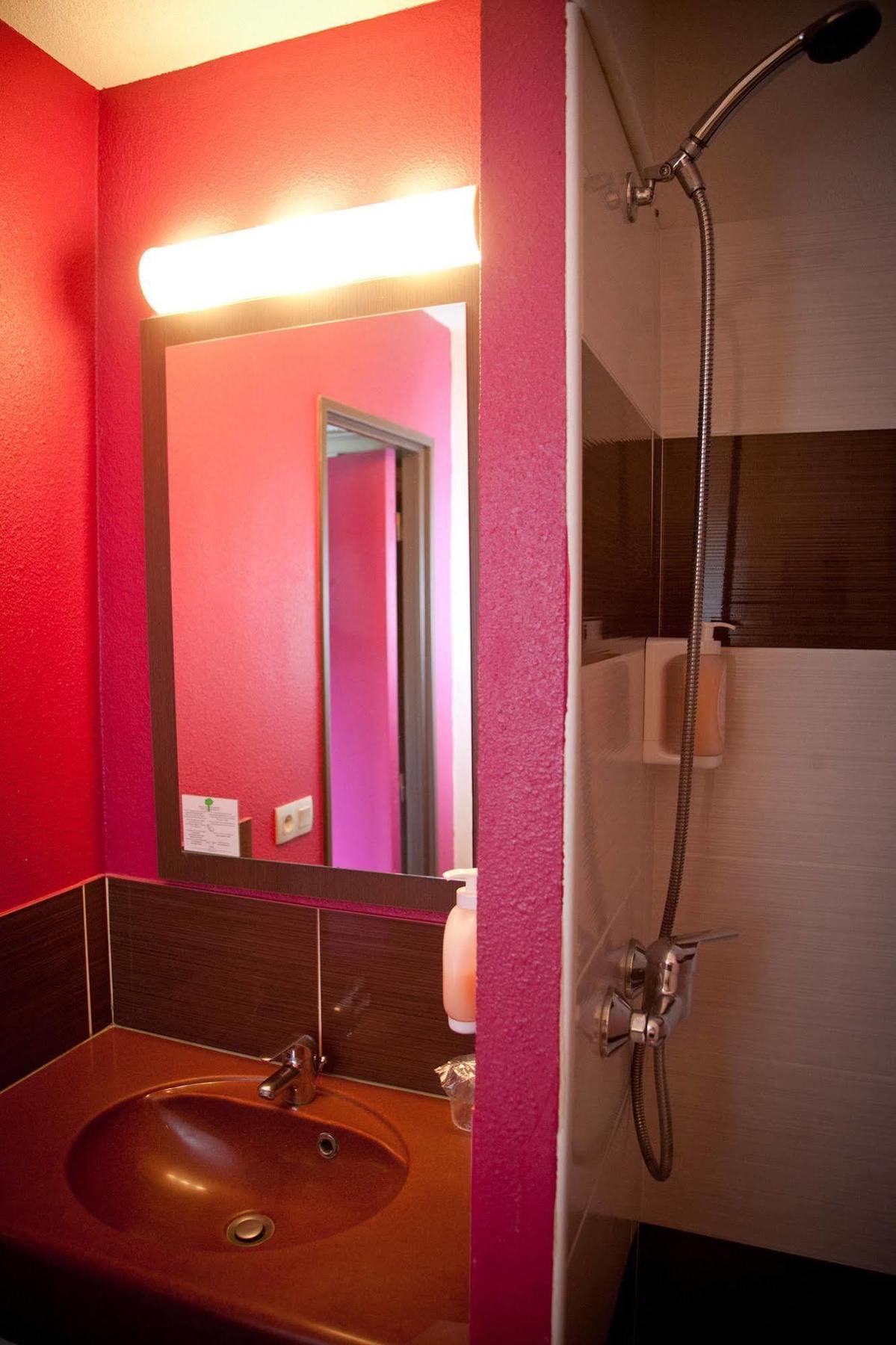 B&B Hotel Pau Zenith Екстериор снимка