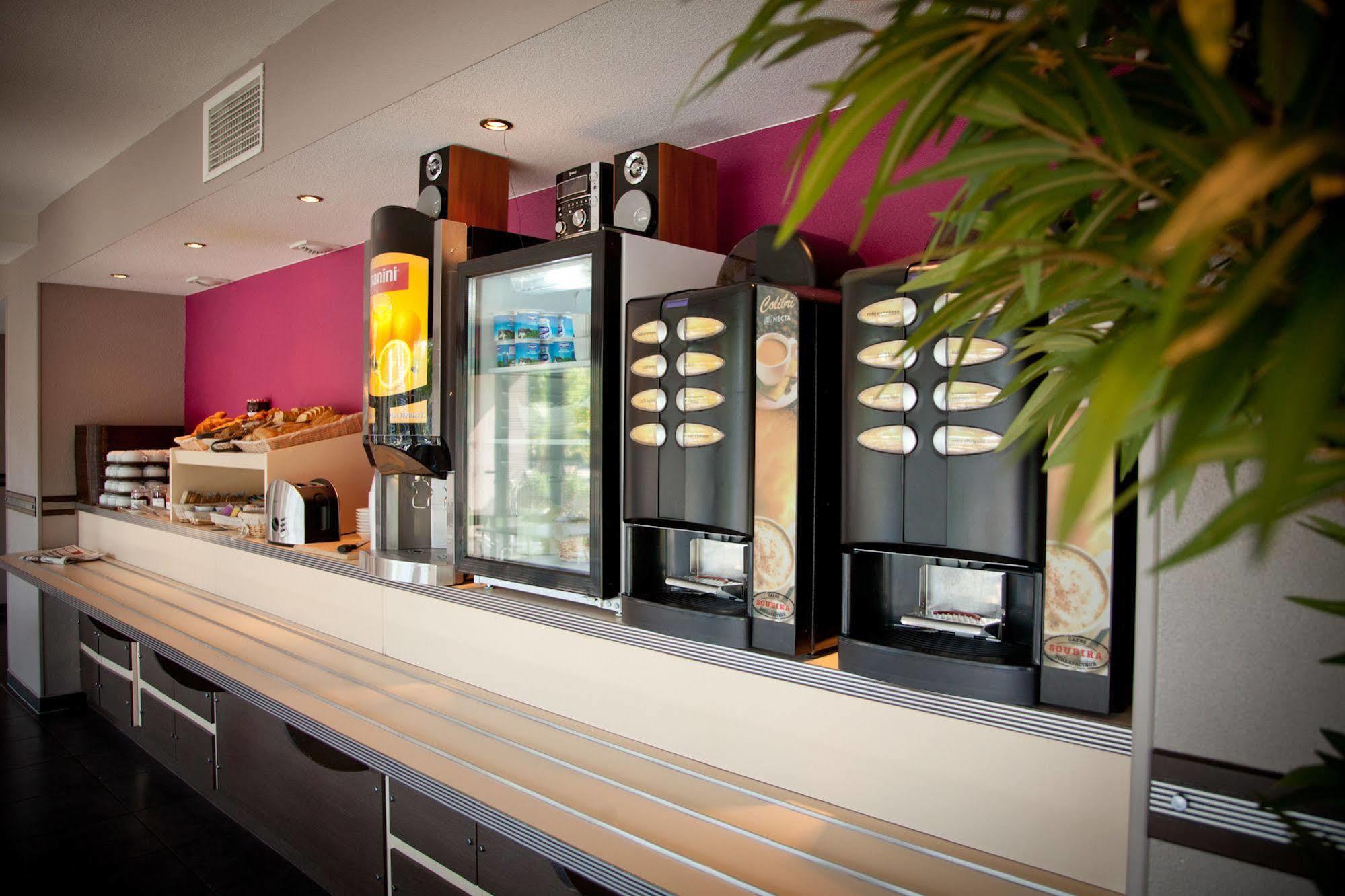 B&B Hotel Pau Zenith Екстериор снимка